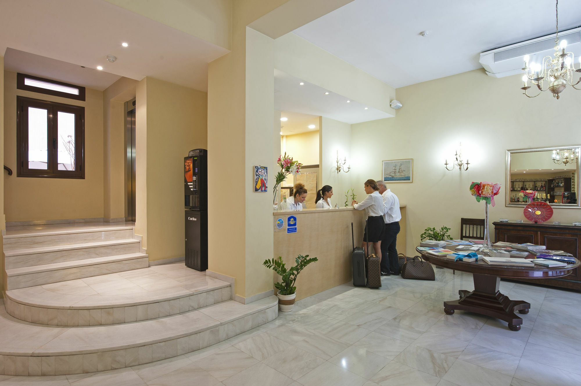 Efplias Hotel Apartments Pireus Exteriör bild