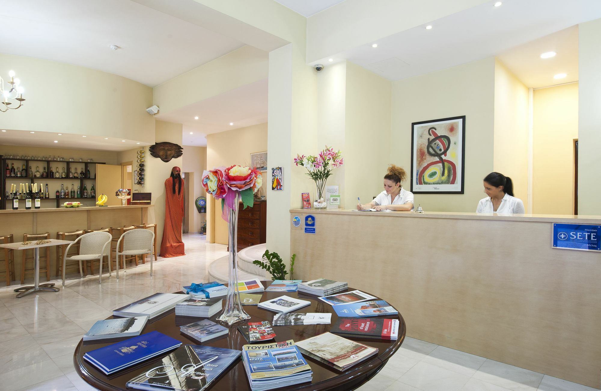 Efplias Hotel Apartments Pireus Exteriör bild